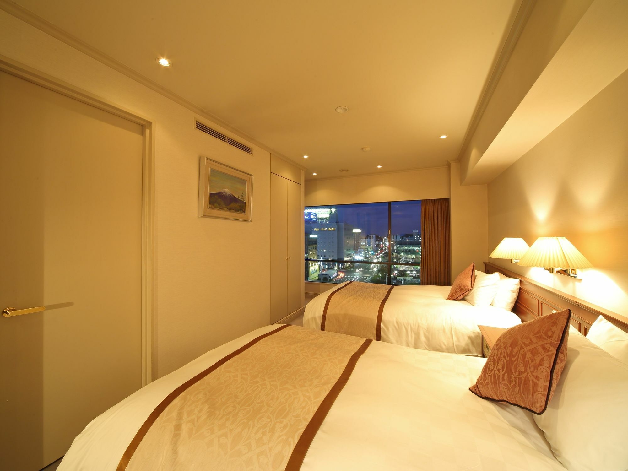 Hotel Harvest In Yonago Тоттори Экстерьер фото